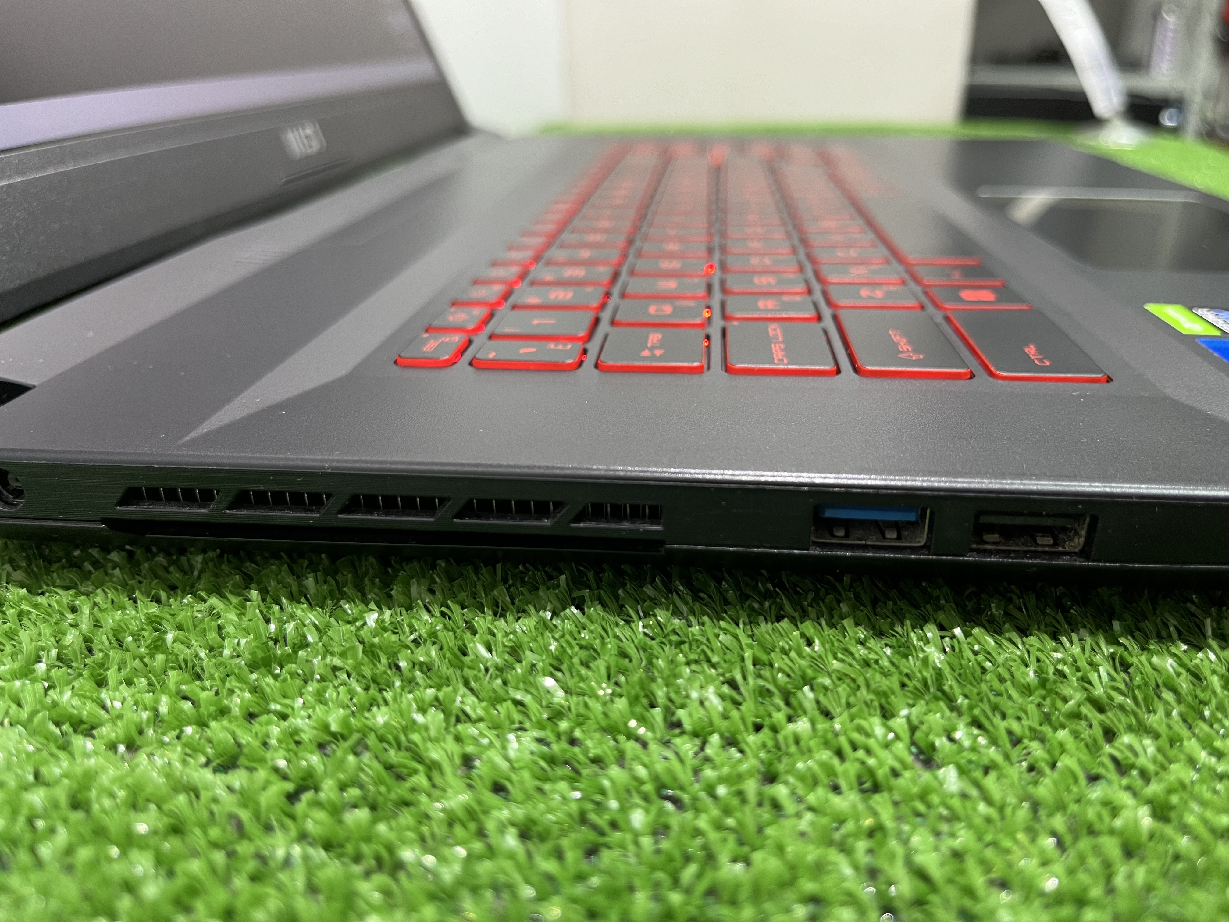 NOT-MSI-212 (6)